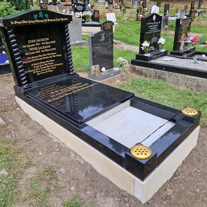 Choosing the Perfect Bespoke Headstones in the UK: A Comprehensive Guide