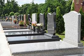 Top Headstone Materials: Pros, Cons, and Best Choices for Longevity